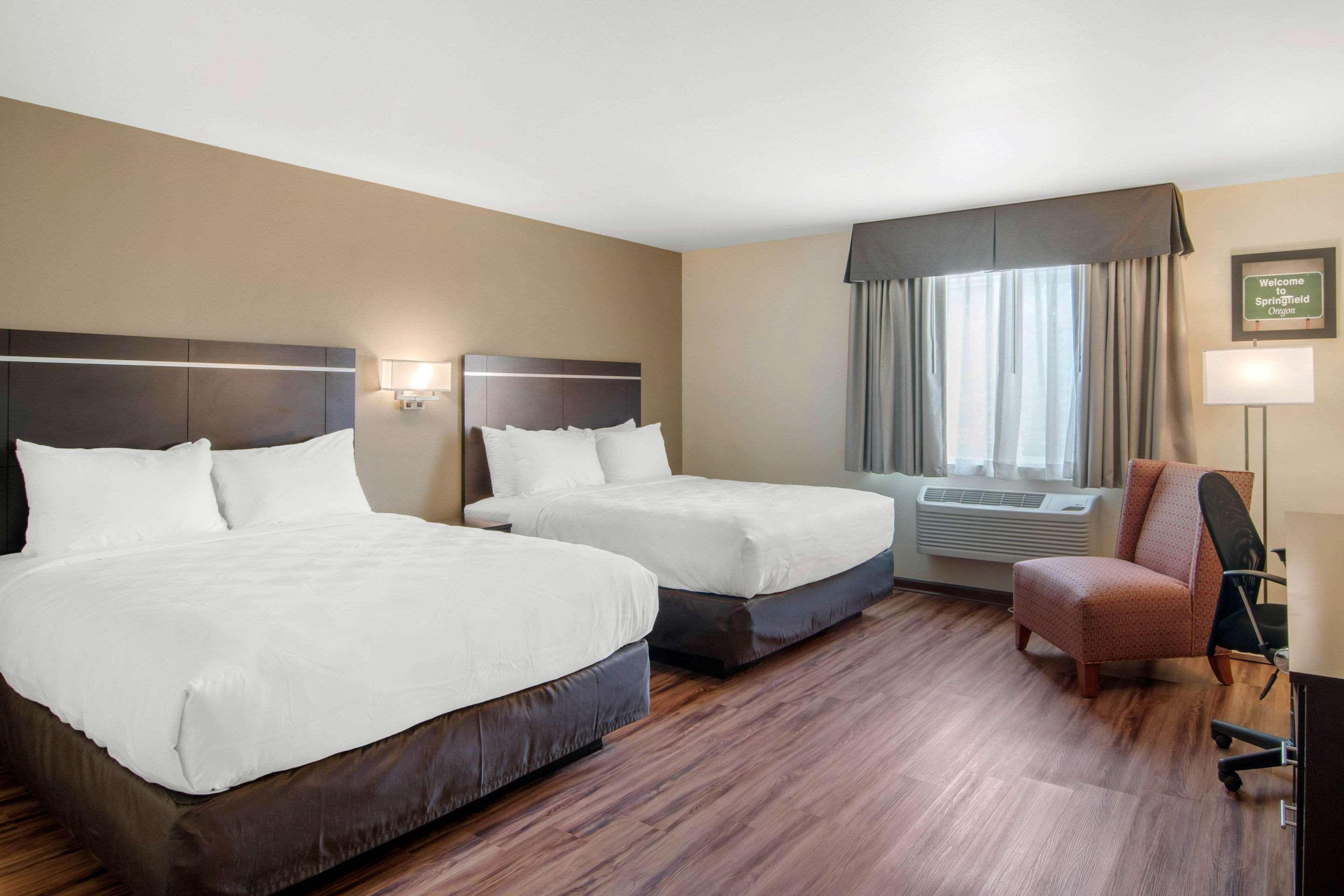 Econo Lodge Inn & Suites Springfield Exterior foto