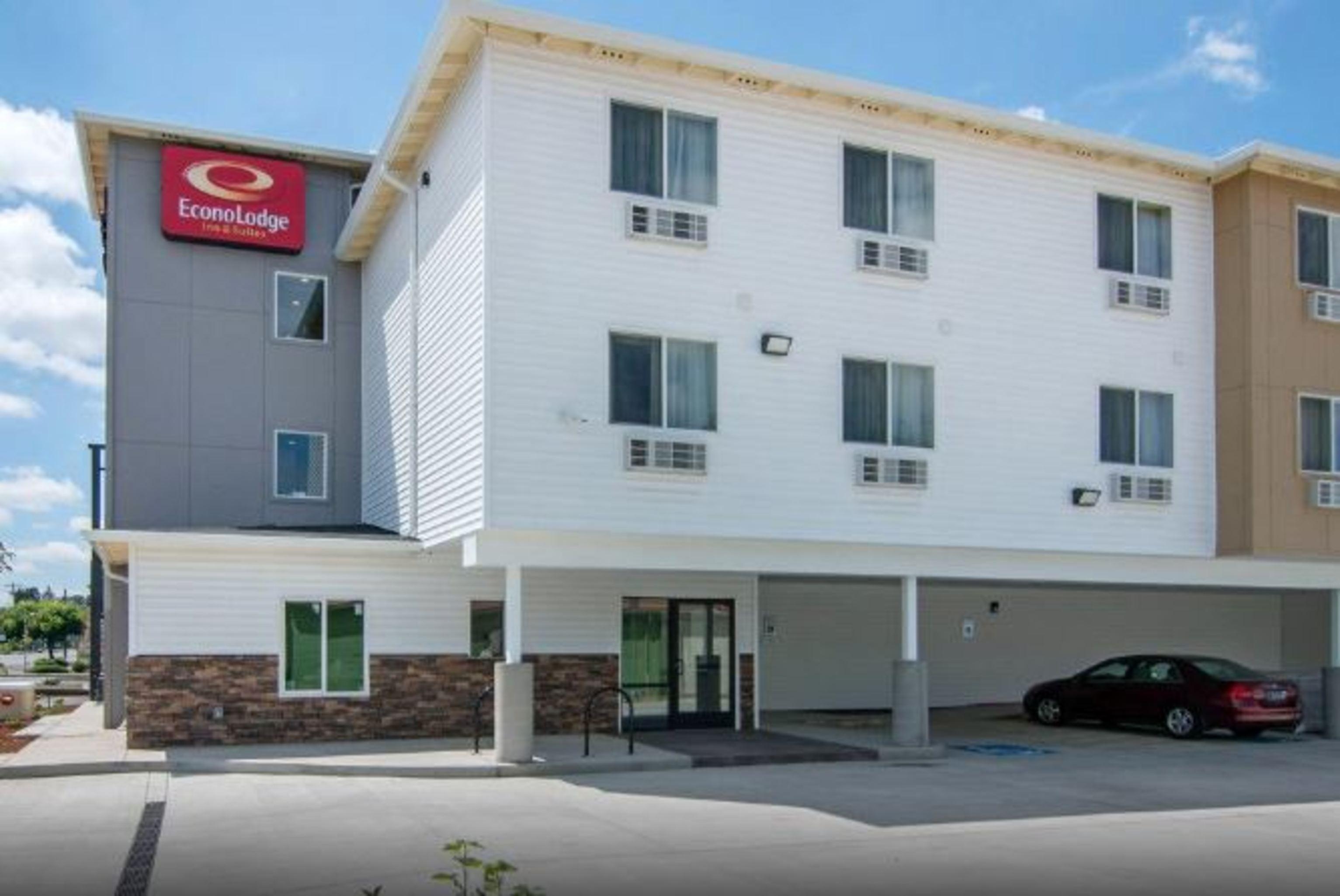 Econo Lodge Inn & Suites Springfield Exterior foto
